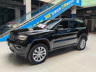 2019年6月 Jeep 大切諾基(進口) 3.0L 精英導(dǎo)航版圖片