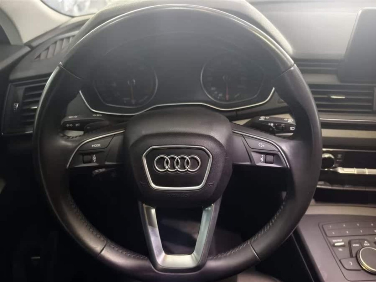 奧迪 奧迪Q5L  2018款  40 TFSI 榮享進取型 國VI圖片