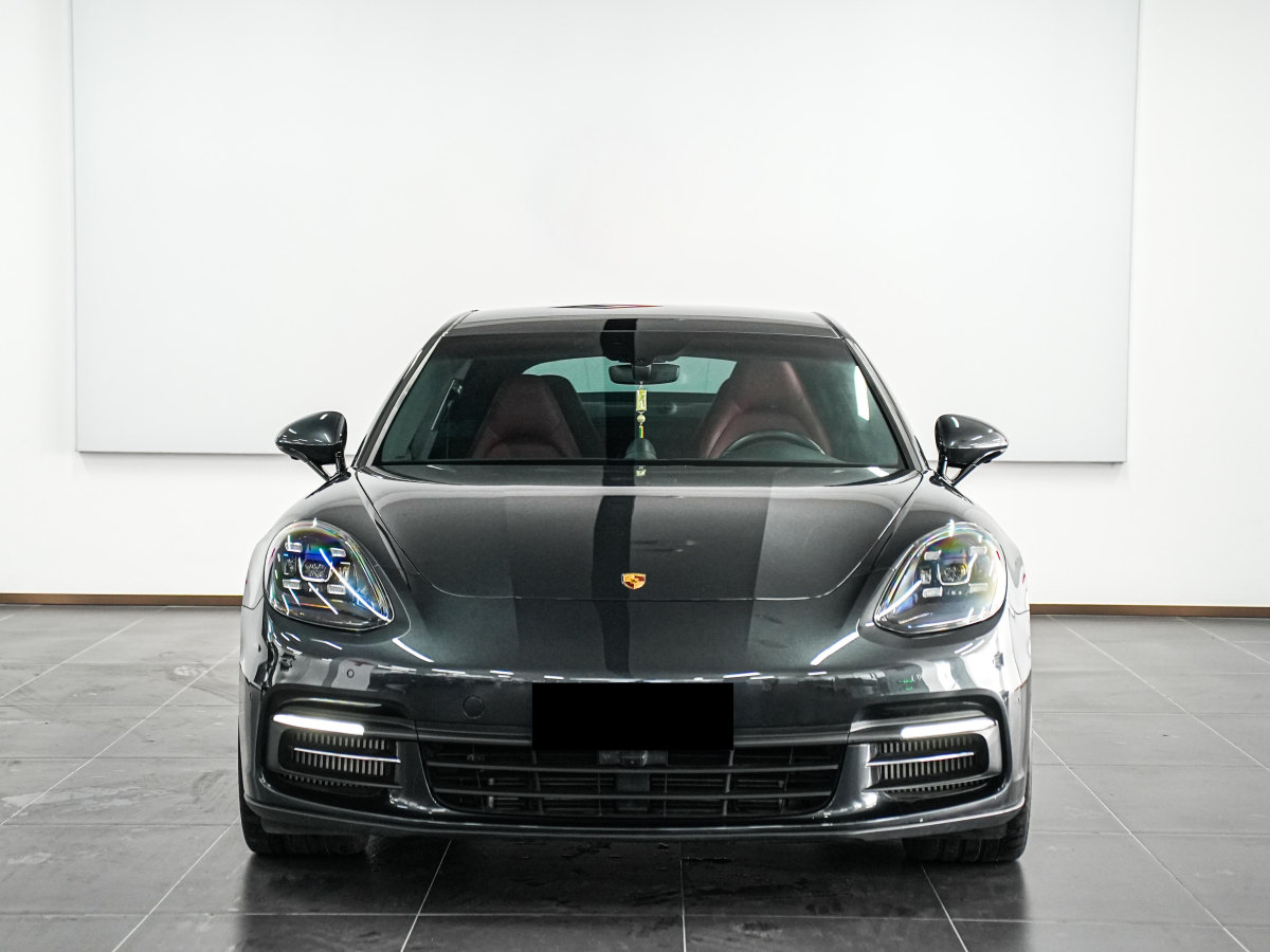 保時(shí)捷 Panamera  2019款 Panamera 行政加長(zhǎng)版 2.9T圖片