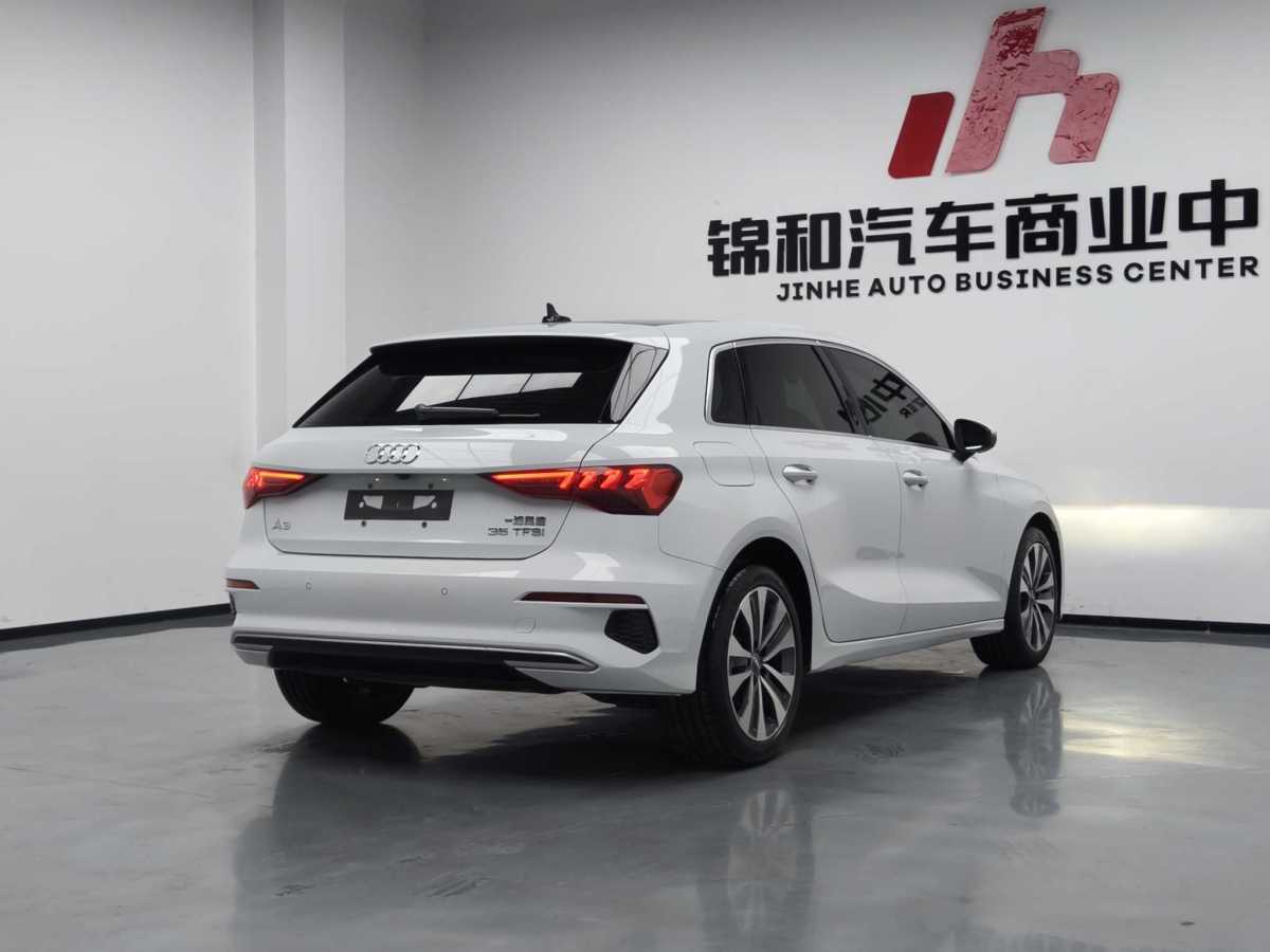 奧迪 奧迪A3  2022款 Sportback 35 TFSI 進(jìn)取致雅型圖片