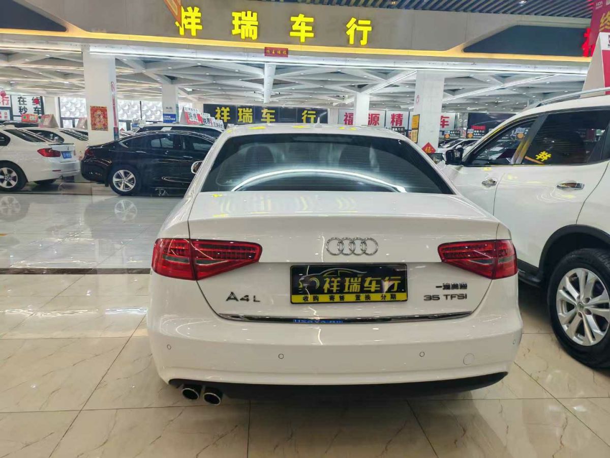 2013年1月奧迪 奧迪A4L  2013款 A4L 30TFSI 手動舒適型