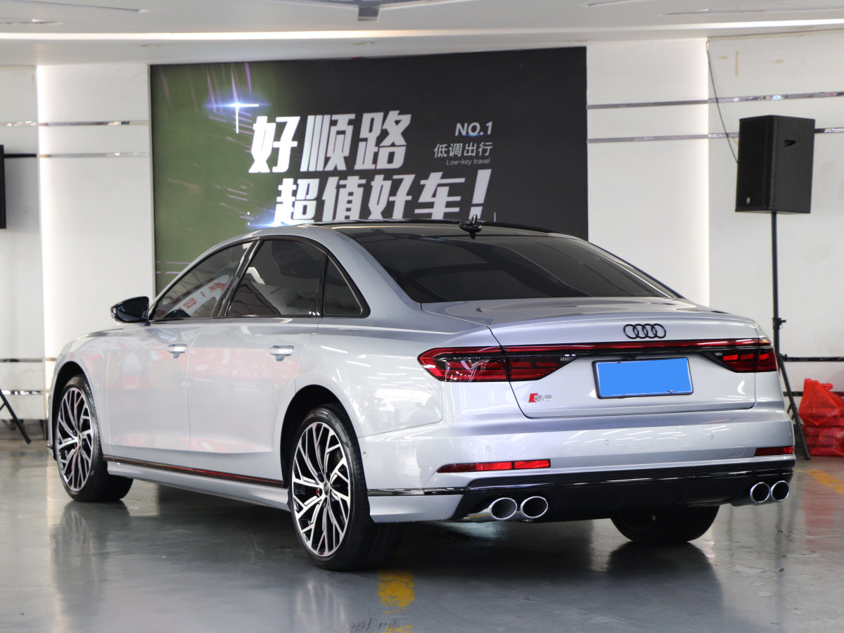 奧迪 奧迪S8  2023款 S8L 4.0TFSI quattro圖片