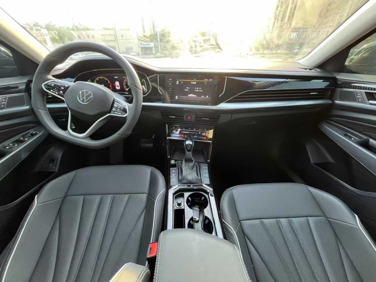 大眾 帕薩特  2024款 380TSI 豪華版圖片