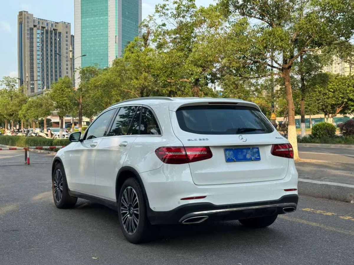 奔馳 奔馳GLC  2018款 改款 GLC 260 4MATIC 動感型圖片