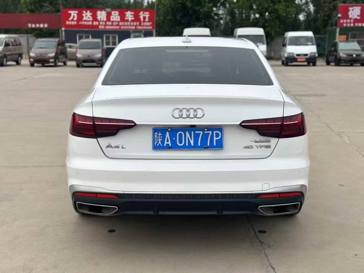 奧迪 奧迪A4L  2022款 35 TFSI 時(shí)尚動(dòng)感型圖片