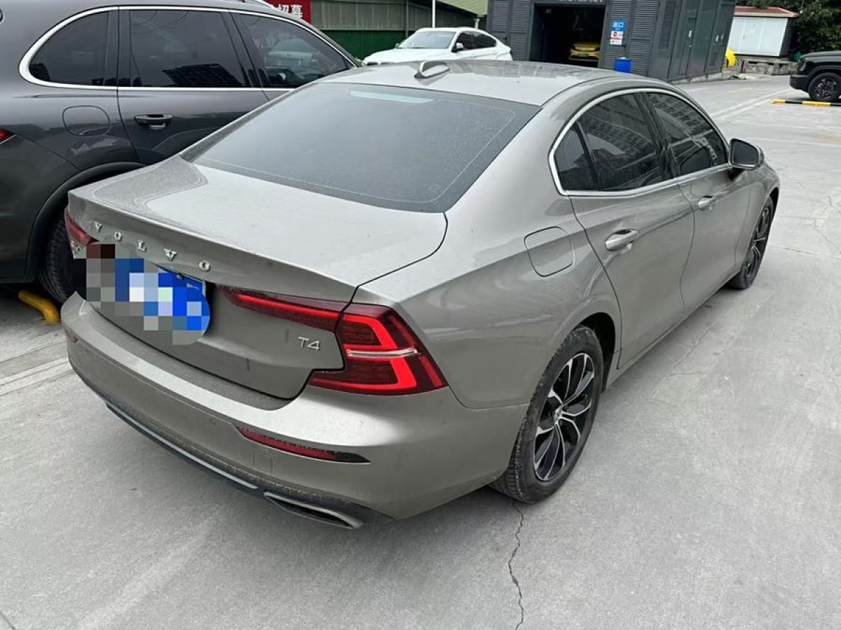 沃爾沃 S60L  2021款 T3 智行豪華版圖片