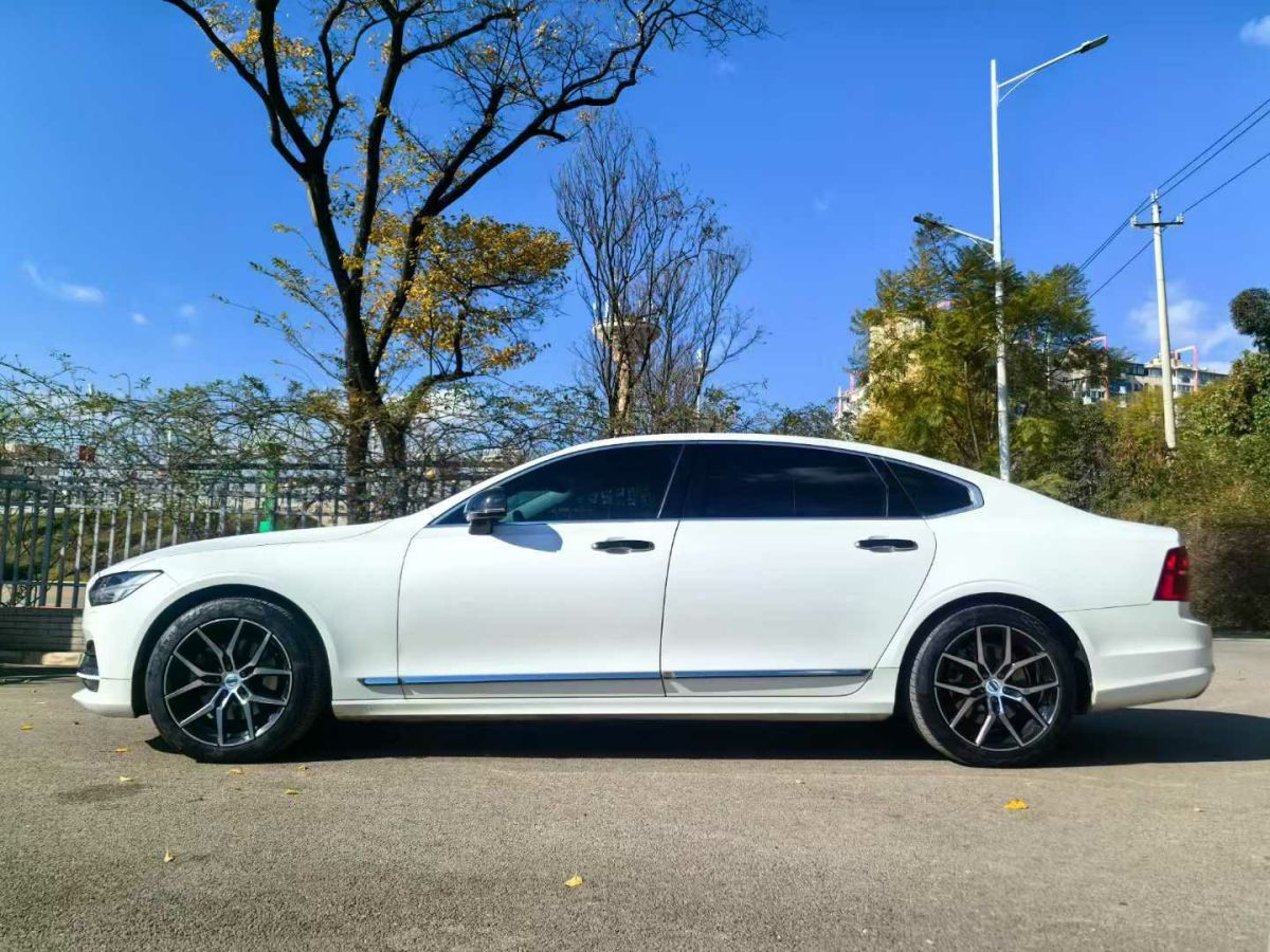 沃爾沃 S90  2020款  T4 智行豪華版圖片