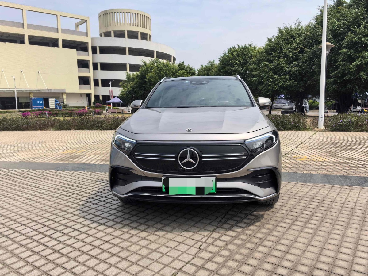 奔馳 奔馳EQA  2022款 EQA 300 4MATIC 首發(fā)特別版圖片