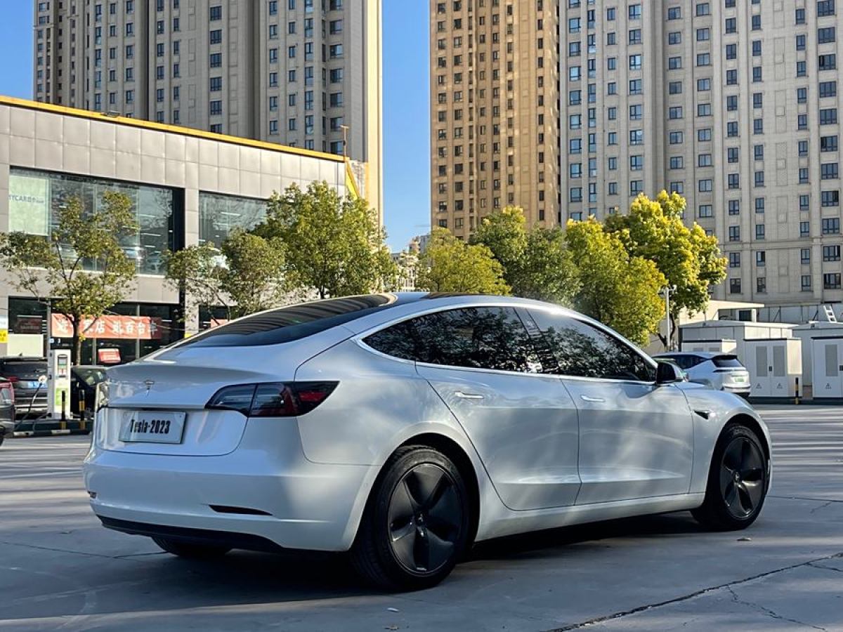 特斯拉 Model 3  2019款 標準續(xù)航后驅升級版圖片