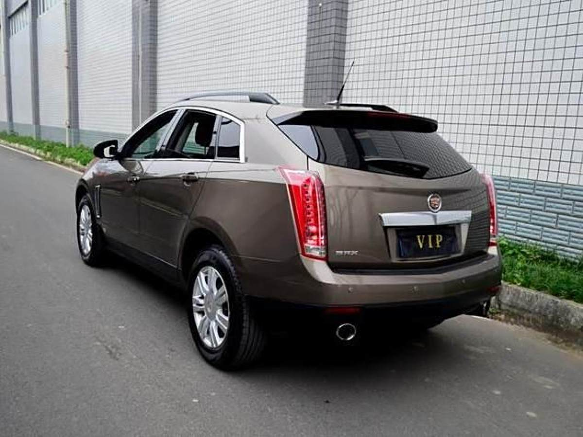 2015年1月凱迪拉克 SRX  2014款 3.0L 精英型