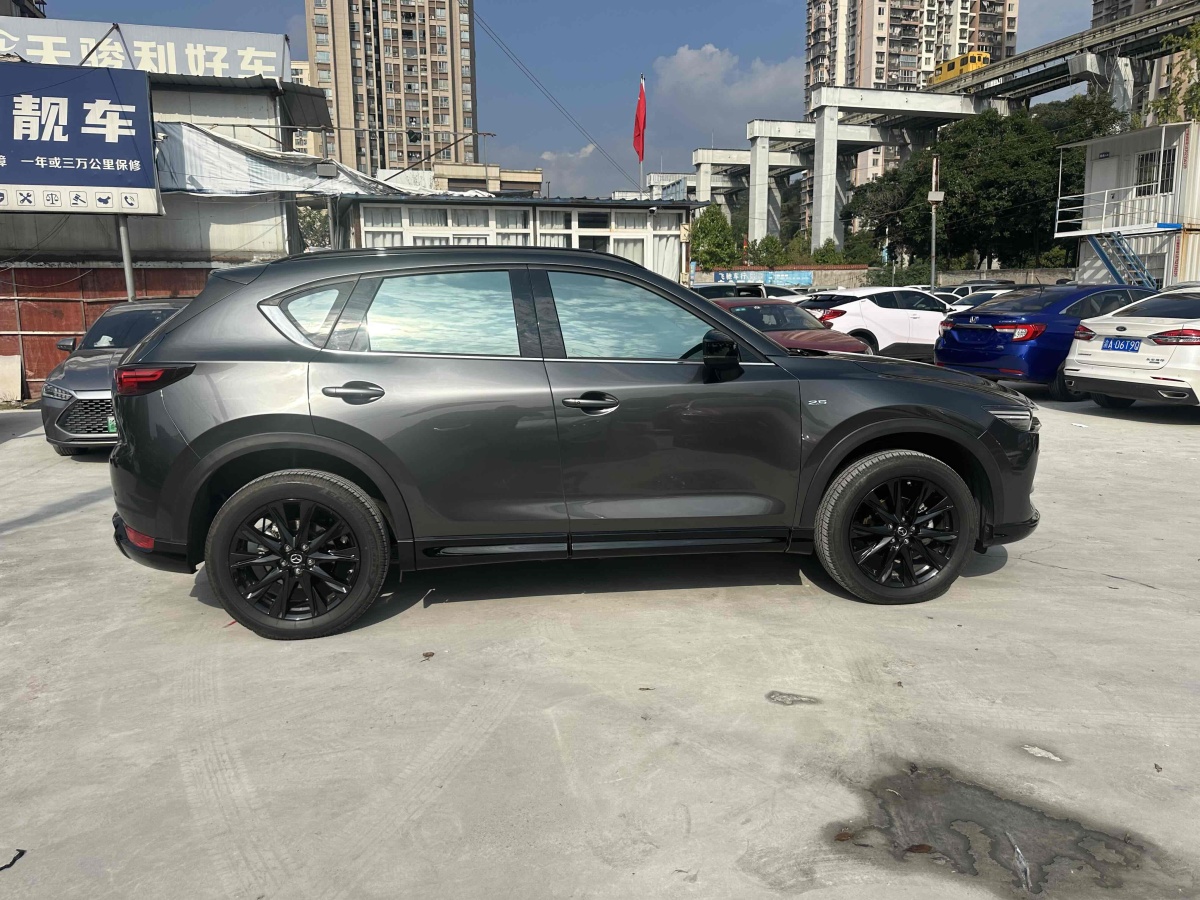 2021年9月馬自達(dá) CX-5  2021款 2.5L 自動兩驅(qū)黑騎士