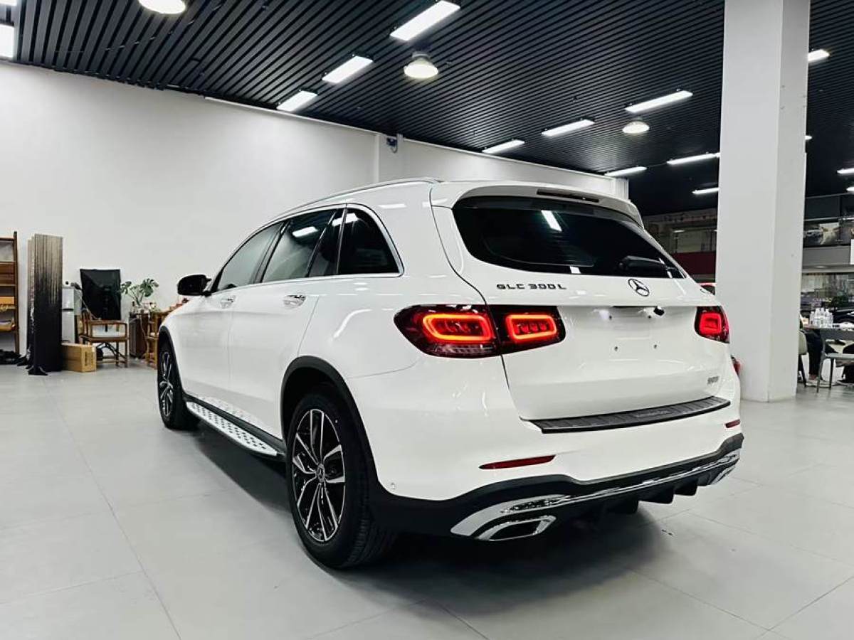 奔馳 奔馳GLC  2018款 改款 GLC 300 4MATIC 動感型圖片