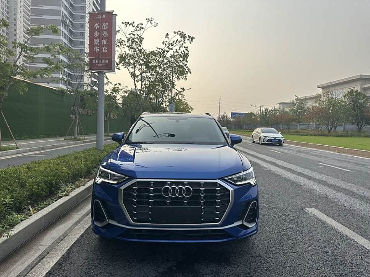 奧迪 奧迪Q3  2020款 35 TFSI 進(jìn)取動(dòng)感型圖片