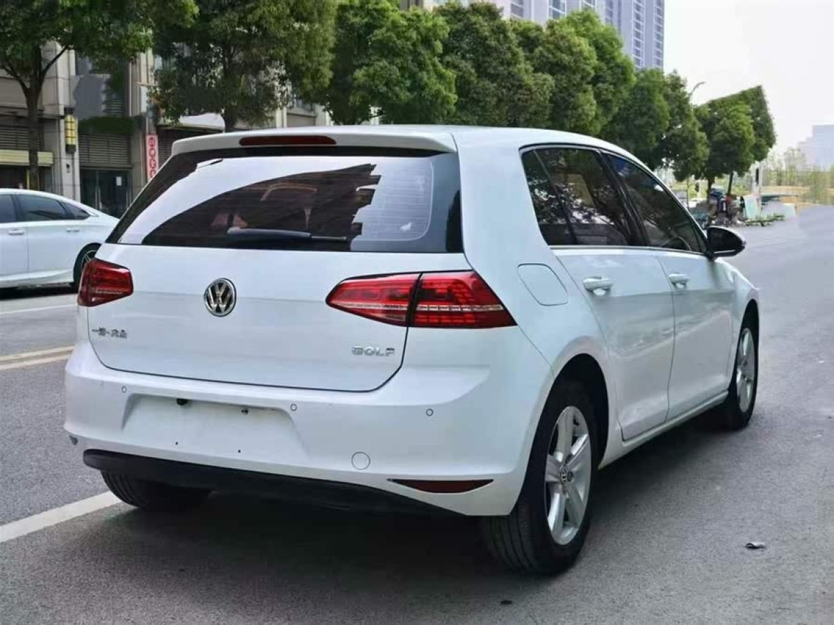 大眾 高爾夫  2014款 1.6L 自動(dòng)舒適型圖片