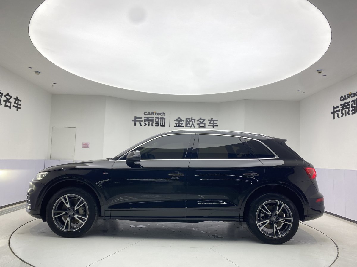 奧迪 奧迪Q5L  2020款 改款 40 TFSI 榮享時尚型圖片