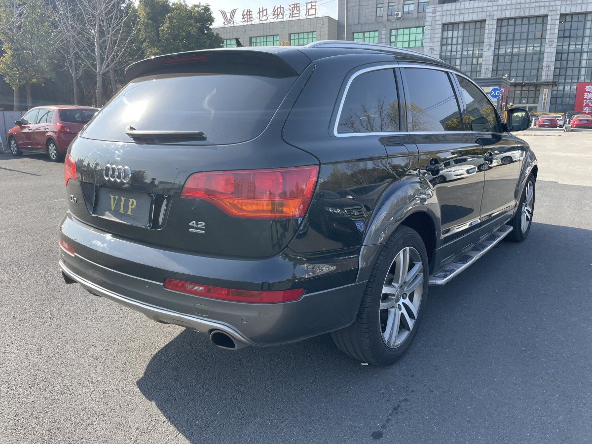 奧迪 奧迪Q7  2007款 4.2 FSI quattro 豪華型圖片