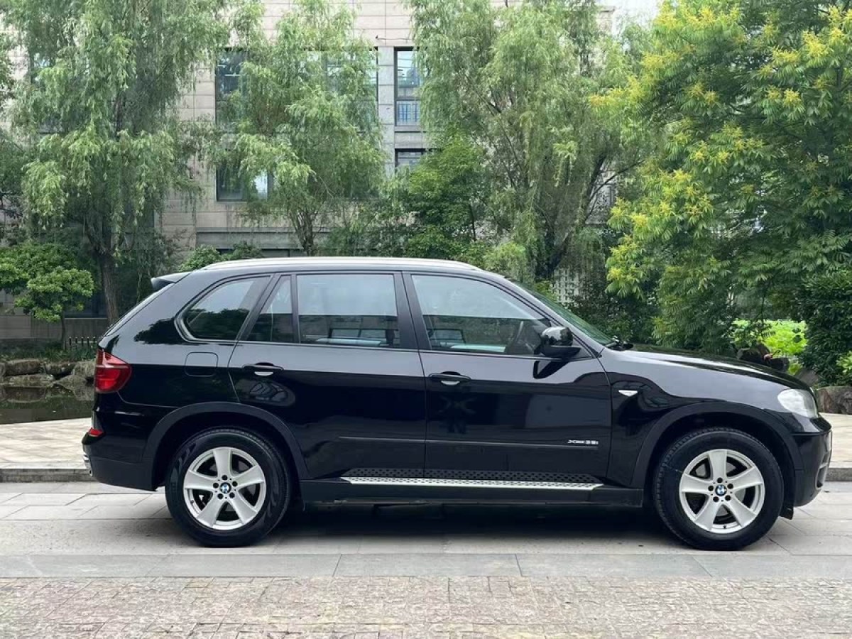 寶馬 寶馬X5  2013款 xDrive35i 豪華型圖片