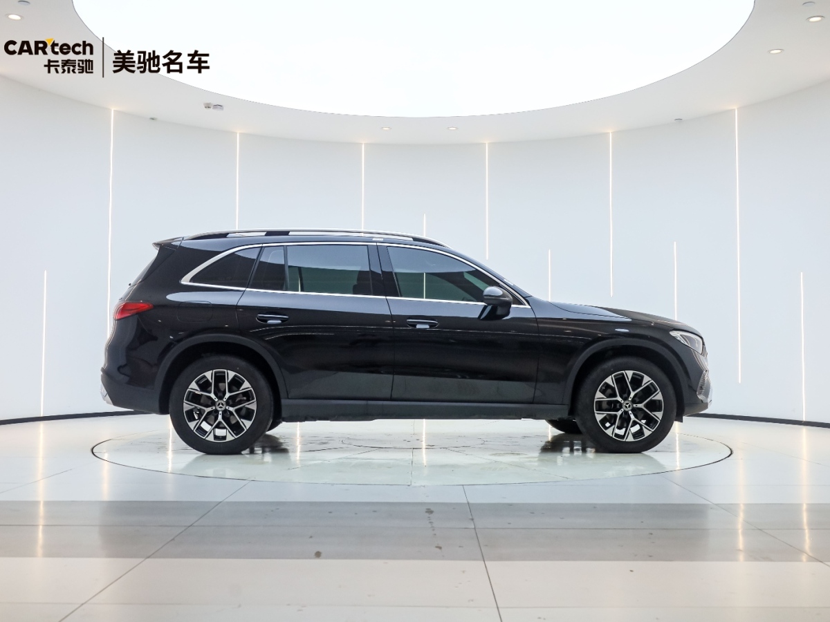 奔馳 奔馳GLC  2023款 GLC 260 L 4MATIC 動(dòng)感型 5座圖片