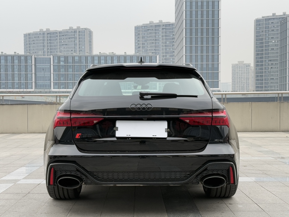 奧迪 奧迪RS 6  2024款 RS 6 4.0T Avant performance圖片