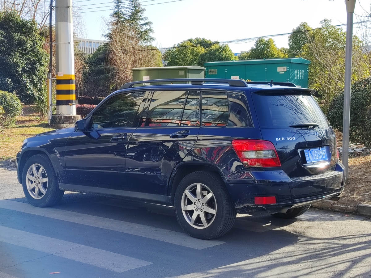 奔馳 奔馳GLK級  2011款 GLK 300 4MATIC 動感型圖片