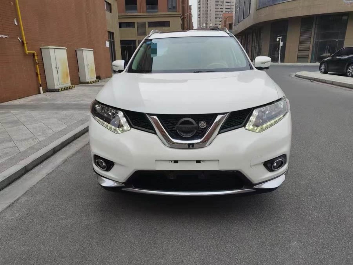 日產(chǎn) 奇駿  2014款 2.0L CVT舒適版 2WD圖片