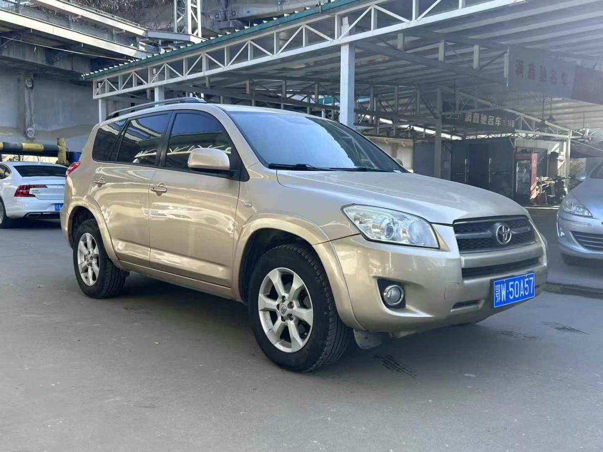 豐田 RAV4榮放  2010款 2.0L 自動(dòng)豪華升級(jí)版圖片