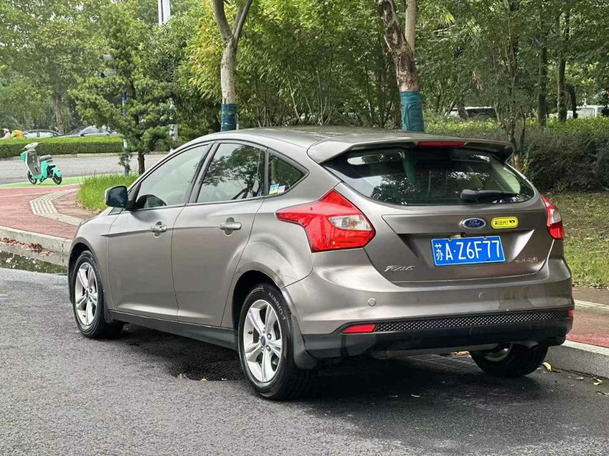 福特 ?？怂? 2013款 2.0T ST 橙色版圖片