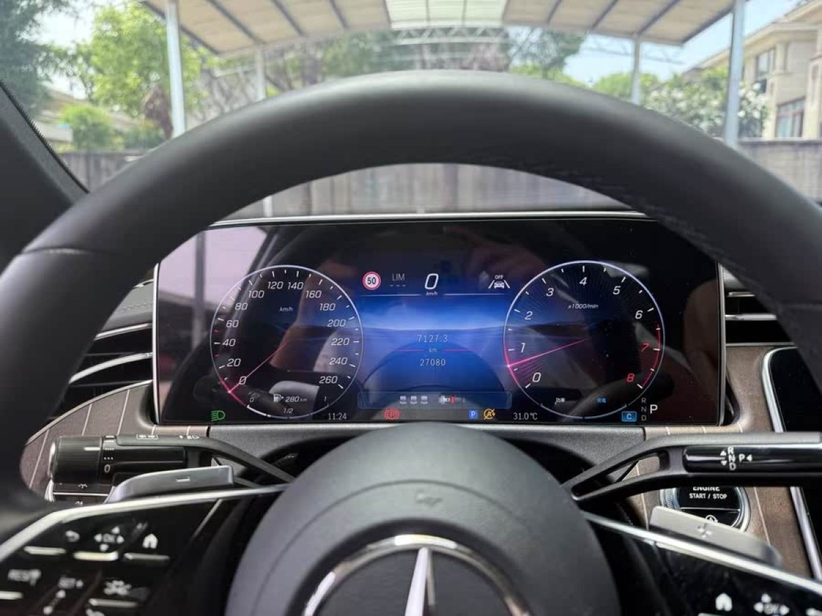 奔馳 奔馳E級  2024款 改款 E 300 L 時尚型圖片