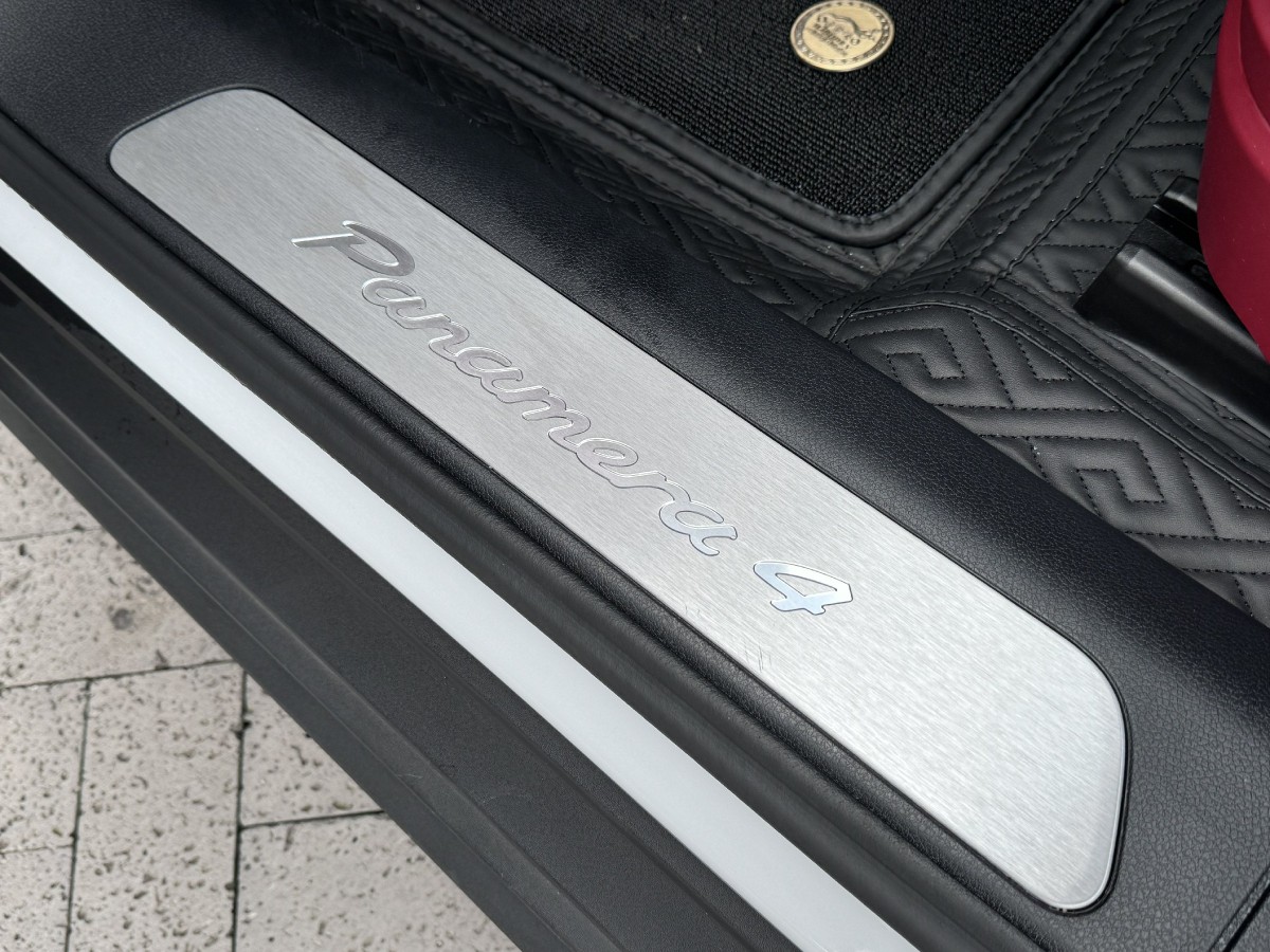 保时捷 Panamera新能源  2023款 Panamera 4 E-Hybrid 2.9T图片
