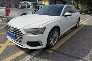 奥迪A6L 奥迪 40 TFSI 豪华致雅型