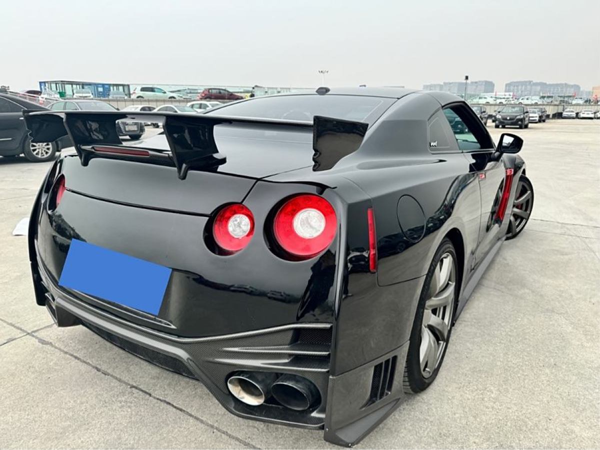 日產(chǎn) GT-R  2010款 3.8T Premium Edition圖片