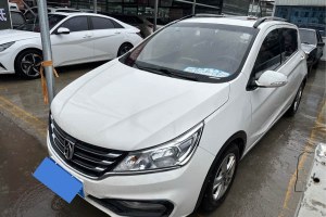 310 寶駿 1.2L 手動(dòng)豪華型