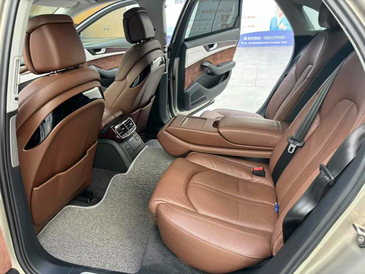 奧迪 奧迪A8  2011款 A8L W12 6.3 FSI quattro圖片