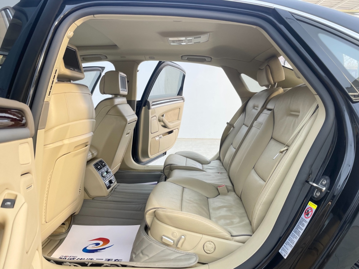 奥迪 奥迪A8  2006款 A8L 6.0 W12 quattro旗舰型图片