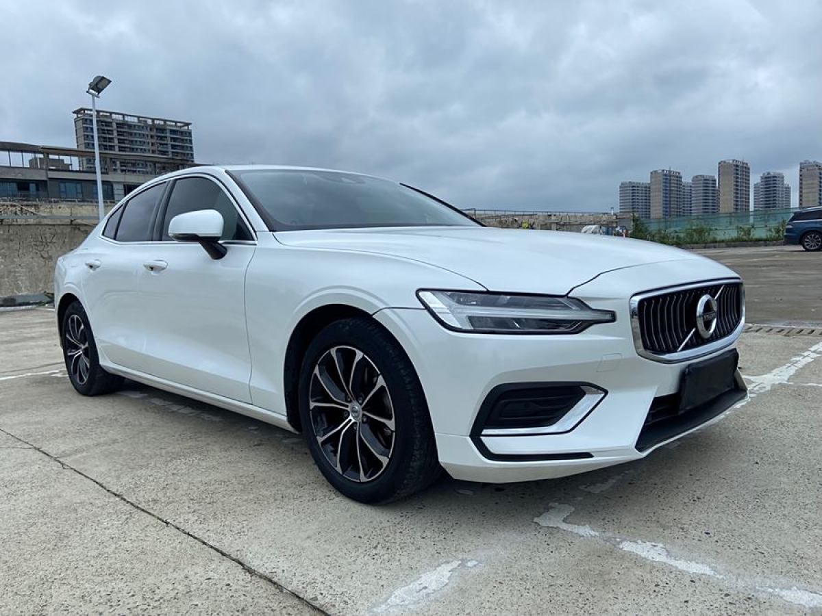 沃爾沃 S60L  2020款 T4 智遠豪華版圖片