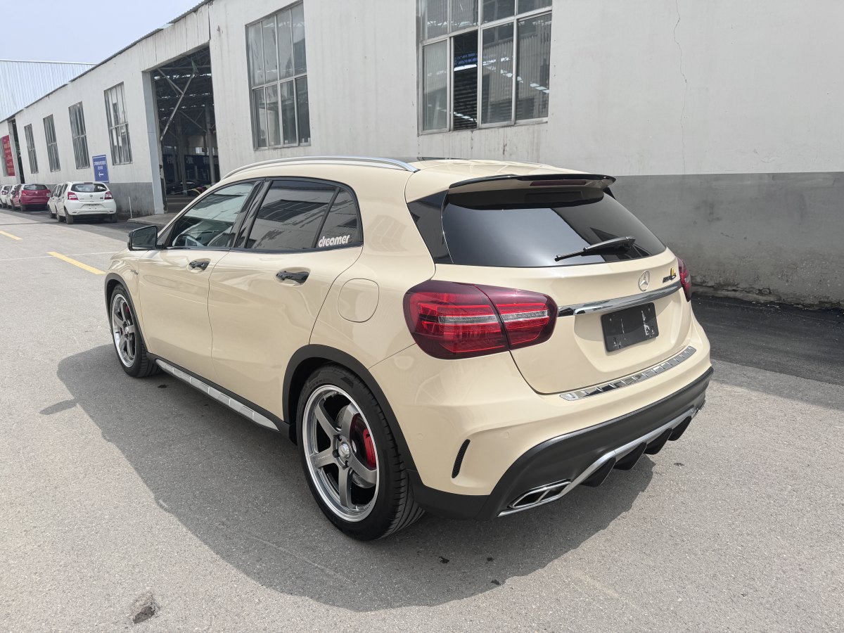 2019年8月奔馳 奔馳GLA AMG  2017款 AMG GLA 45 4MATIC