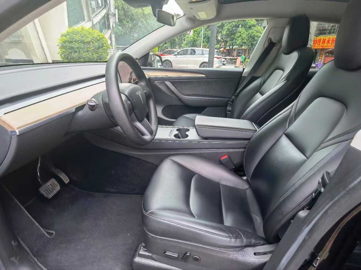 特斯拉 Model Y  2022款 Performance高性能全輪驅(qū)動(dòng)版圖片