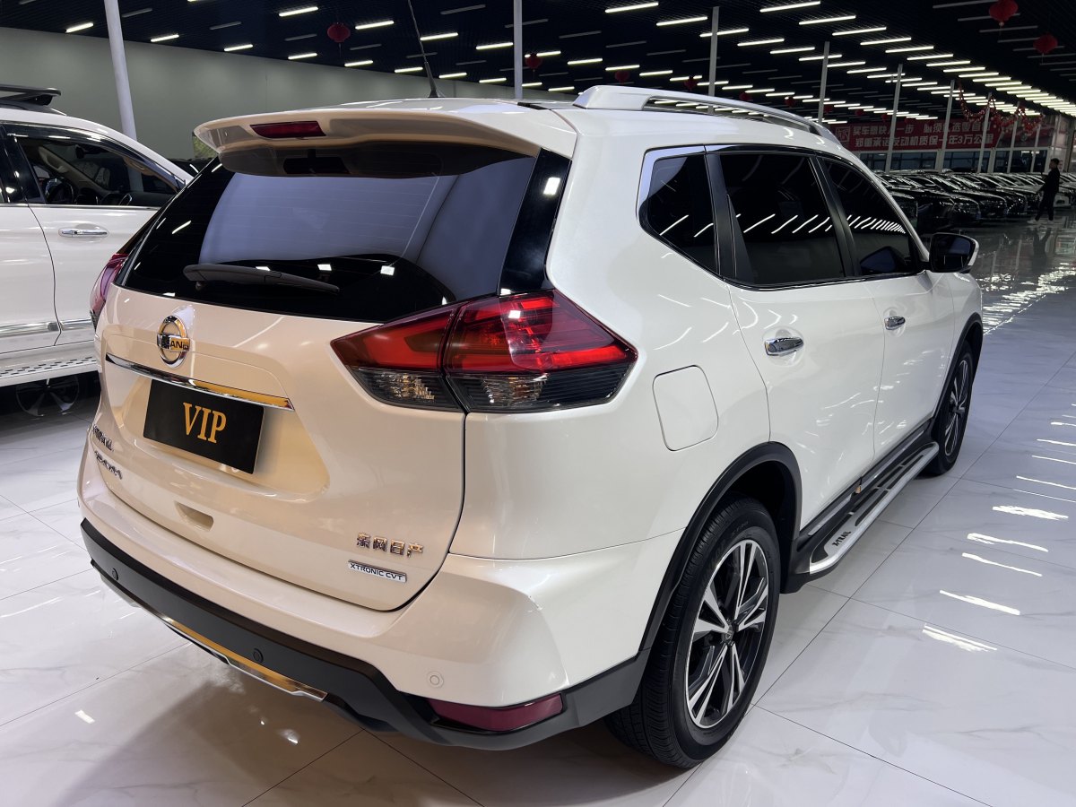日產(chǎn) 奇駿  2014款 2.5L CVT豪華版 4WD圖片