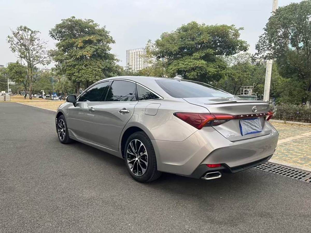 豐田 亞洲龍  2022款 2.5L 豪華版圖片