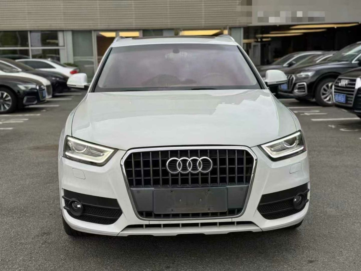 奧迪 奧迪Q3  2016款 30 TFSI 時(shí)尚型圖片