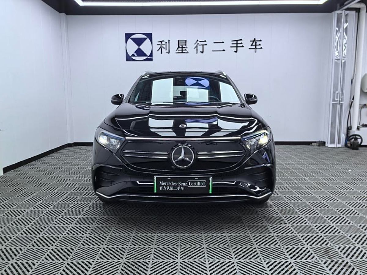 2022年3月奔馳 奔馳EQA  2022款 EQA 300 4MATIC 首發(fā)特別版