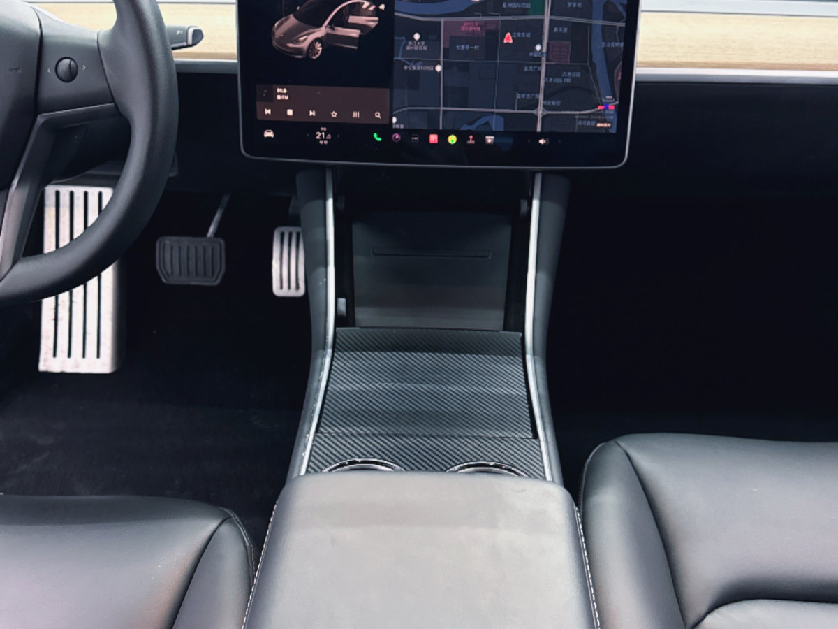 特斯拉 Model 3  2019款 標(biāo)準(zhǔn)續(xù)航后驅(qū)升級版圖片