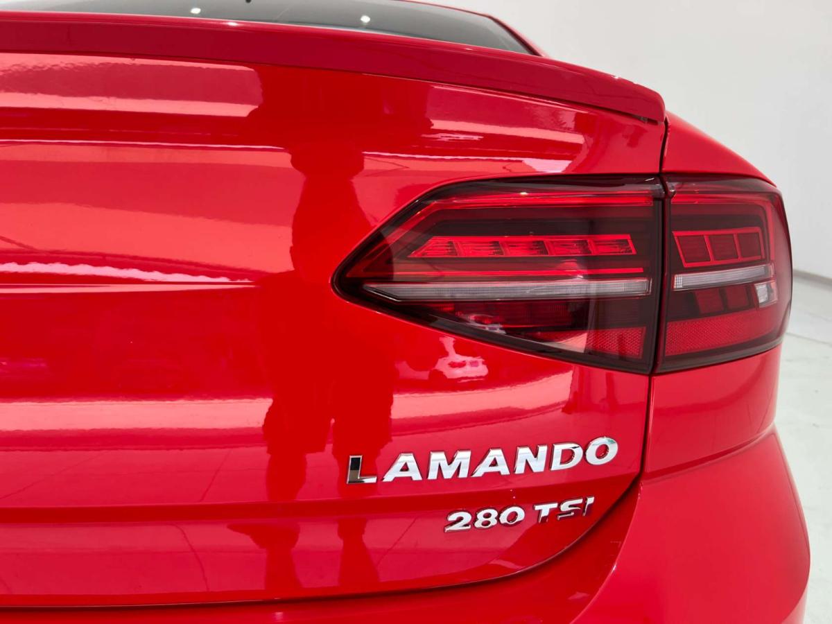 2020年11月大眾 凌渡  2022款 凌渡L 280TSI DSG熱辣版