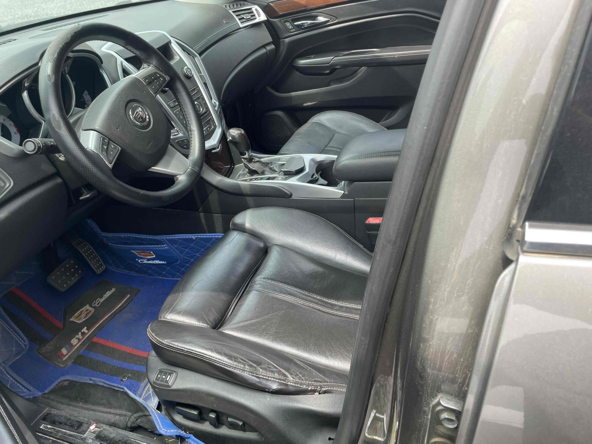 凱迪拉克 SRX  2012款 3.0L 領(lǐng)先型圖片