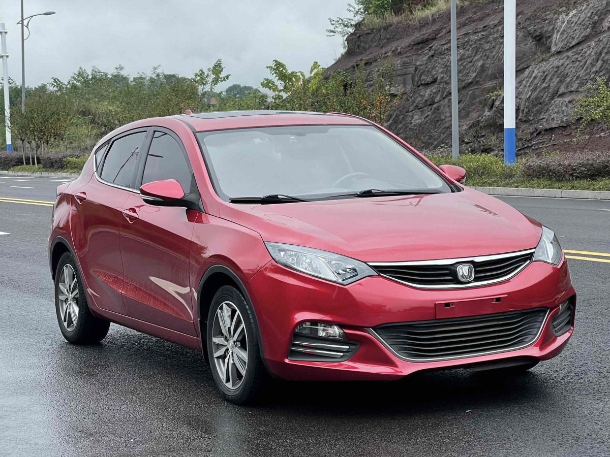 長(zhǎng)安 逸動(dòng)XT  2015款 1.6L 手動(dòng)俊酷型 國(guó)V圖片