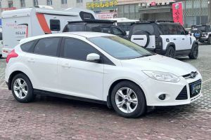 福克斯 福特 三廂 EcoBoost 125 自動超能風(fēng)尚型