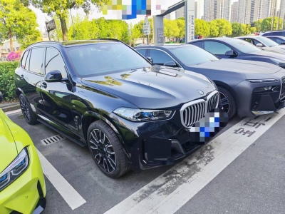 2024年09月 寶馬 寶馬X5 xDrive 40Li M運(yùn)動(dòng)曜夜套裝圖片