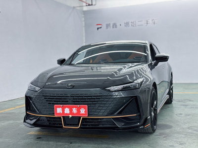 2023年10月 長安 長安UNI-V 1.5T 運(yùn)動(dòng)版圖片