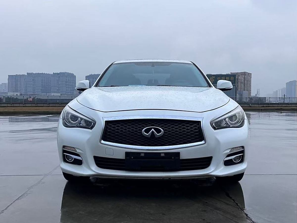 英菲尼迪 Q50L  2016款 2.0T 悅享版圖片