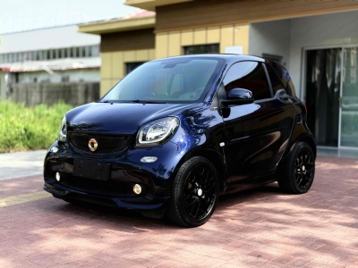 2019年7月 smart fortwo 0.9T 66千瓦馭風(fēng)藍(lán)特別版圖片